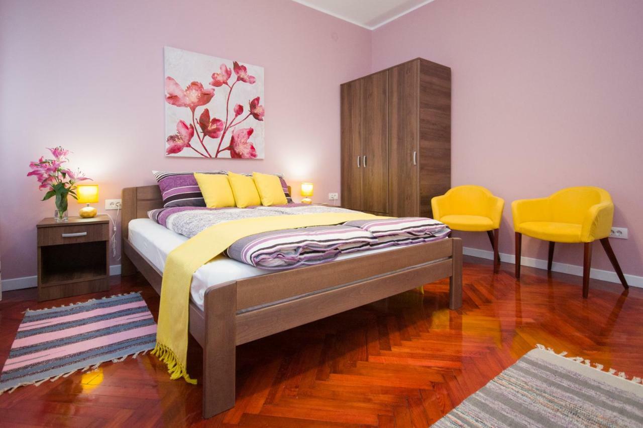 Romance Belgrade Exterior photo